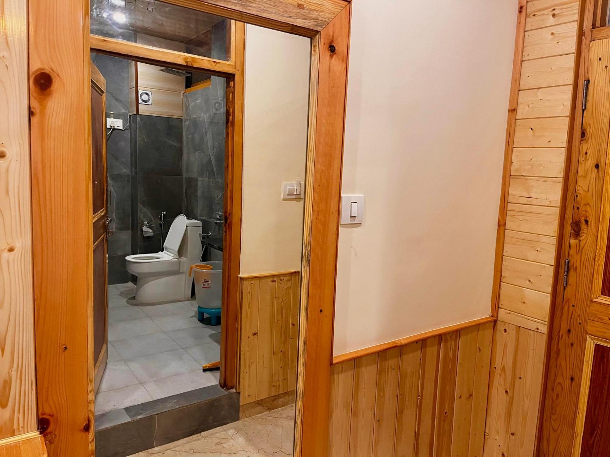 Hotel Mid Orchard Kasol L River Side -Pure Veg Hotel 外观 照片
