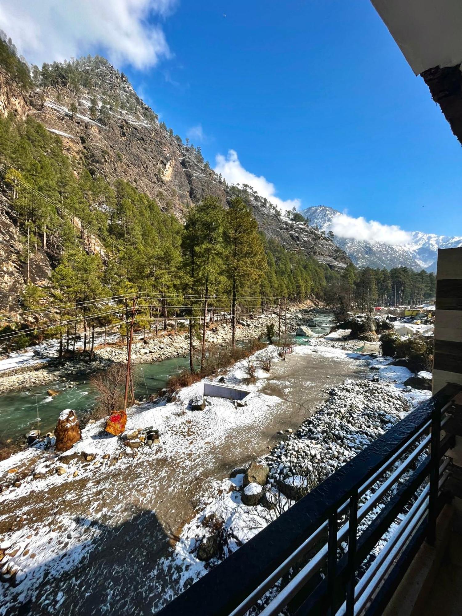 Hotel Mid Orchard Kasol L River Side -Pure Veg Hotel 外观 照片