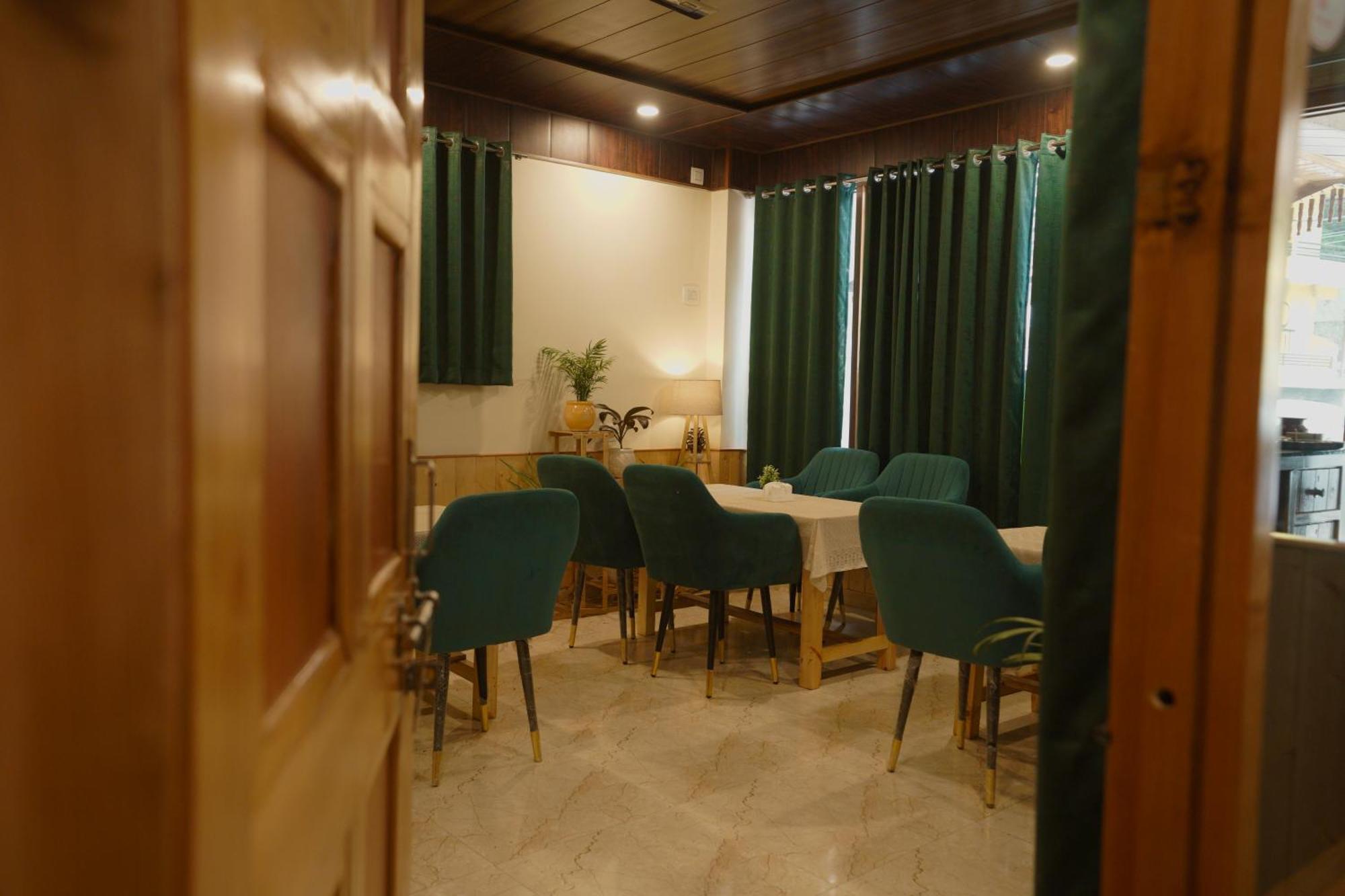 Hotel Mid Orchard Kasol L River Side -Pure Veg Hotel 外观 照片